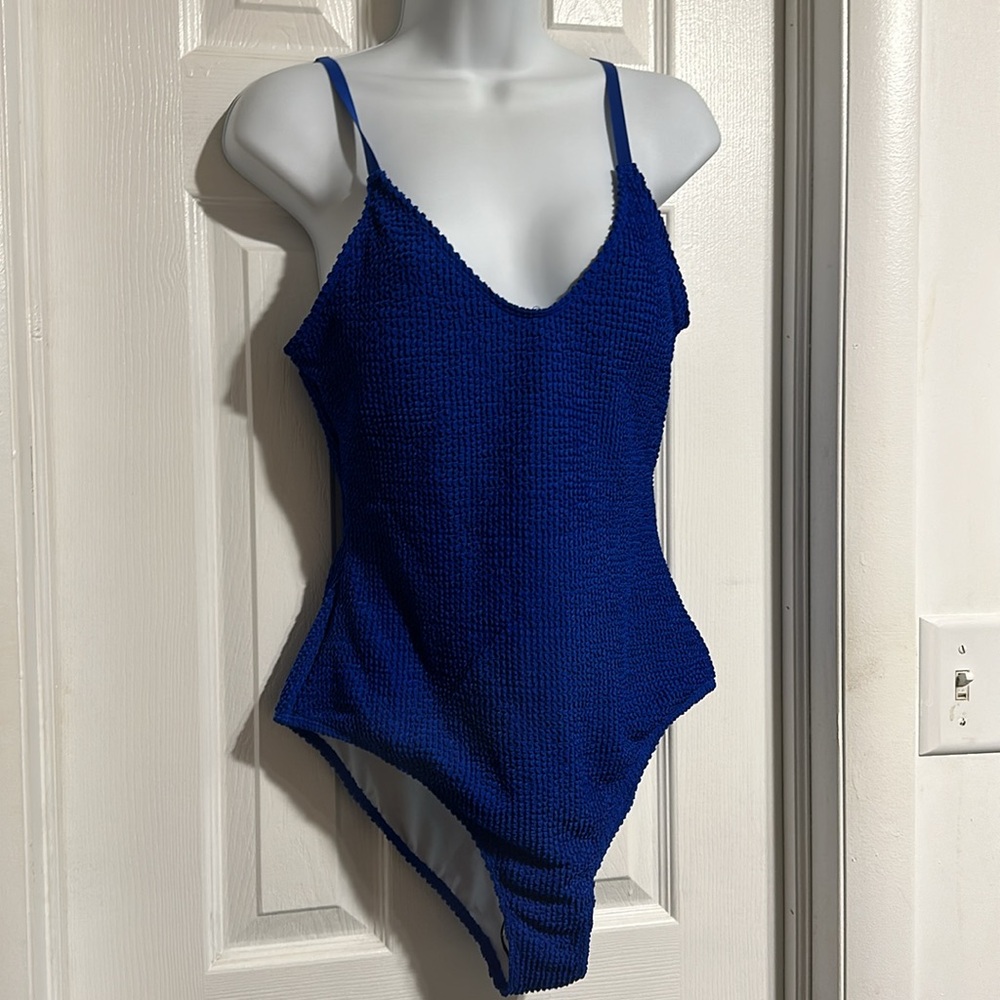 Bathing suit